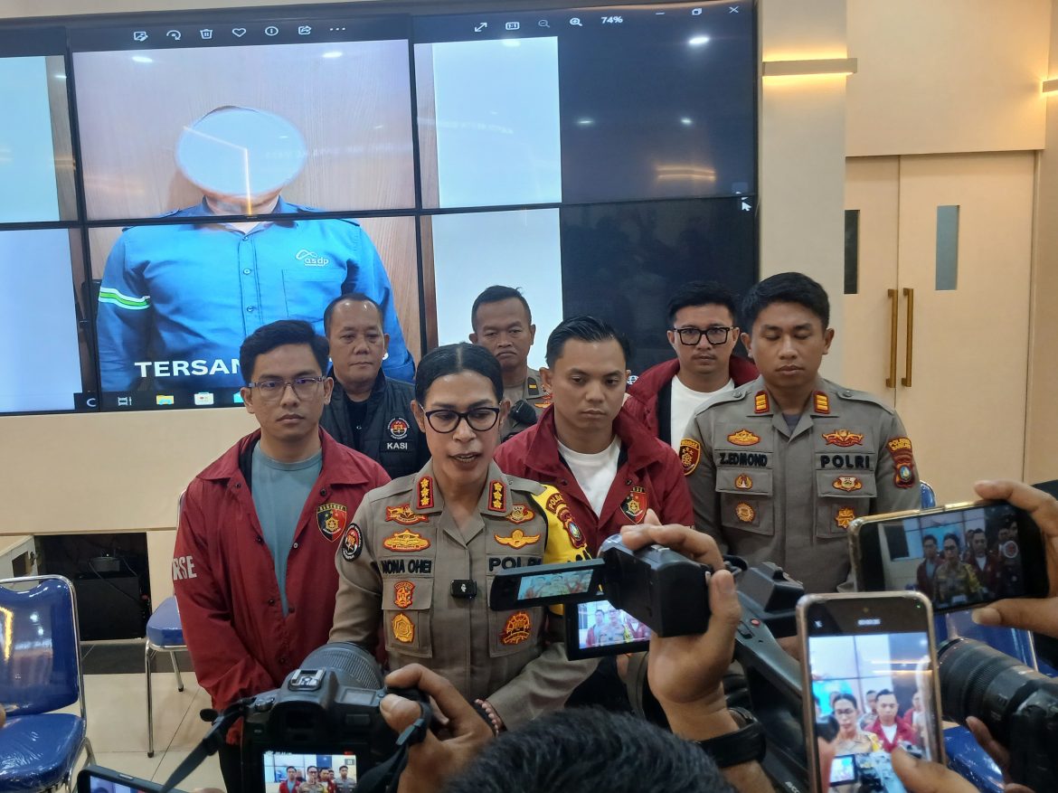 pencaloan tiket di Pelabuhan