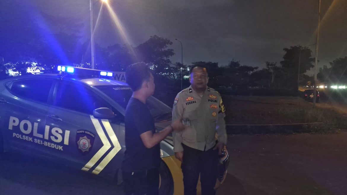 Polisi bubarkan balap liar