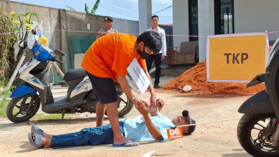 rekonstruksi kasus penikaman