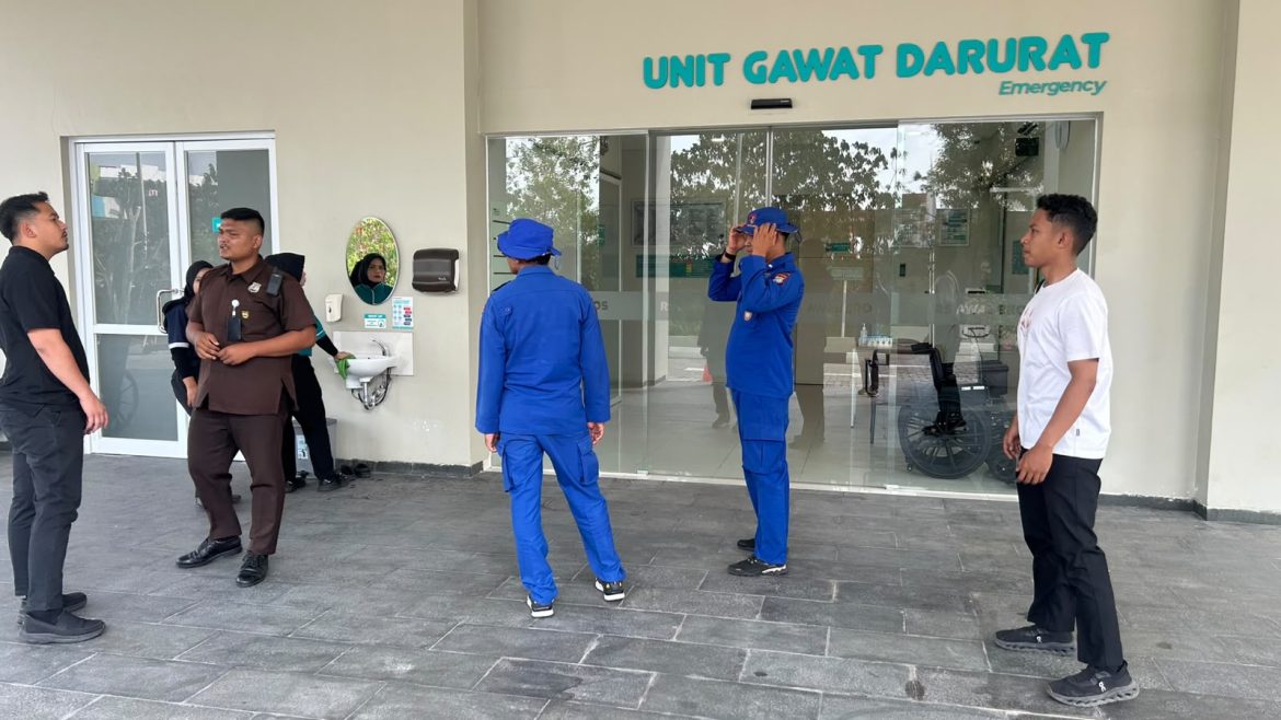 Perempuan melompat Jembatan Barelang