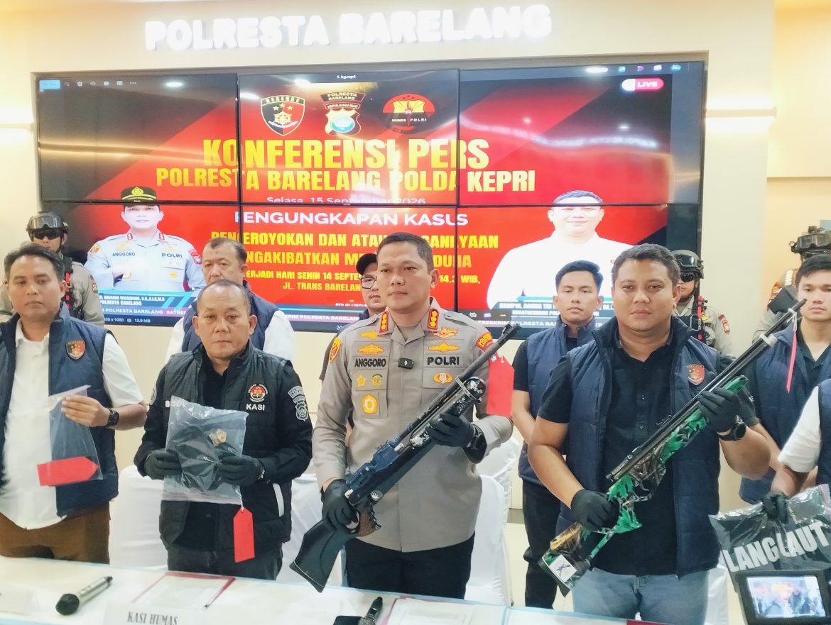 Bentrokan Setokok Batam